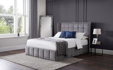 Load image into Gallery viewer, Gatsby Storage Ottoman Bed - Light Grey